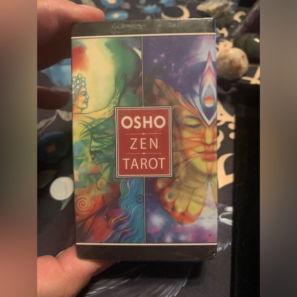 OSHO Zen Tarot Deck DELUXE BUNDLE w Tarot Card NECKLACE, Pouch, Crystals & More! - Picture 3 of 15
